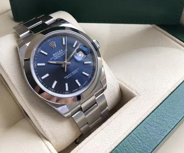 超人気 スーパーコピーN級品 ロレックス デイトジャスト 偽物 41mm 126300