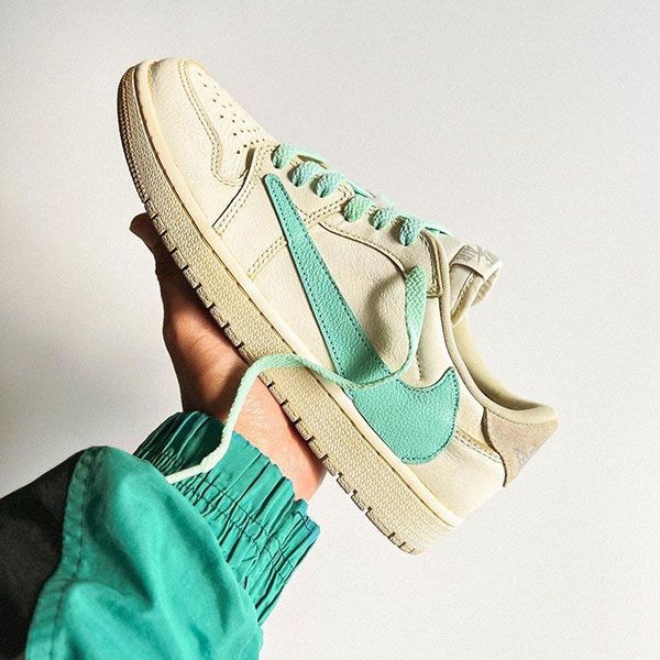 nike ティファニー 偽物☆ナイキ コラボ ハイブランド 2023☆スニーカー 8色 DZ1382-001