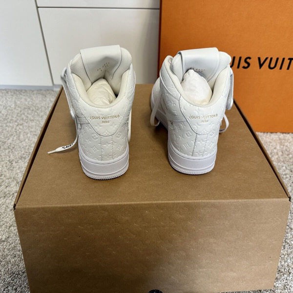 ナイキ ルイヴィトン エアフォース1 偽物 スニーカー Air Force 1 lvnike761