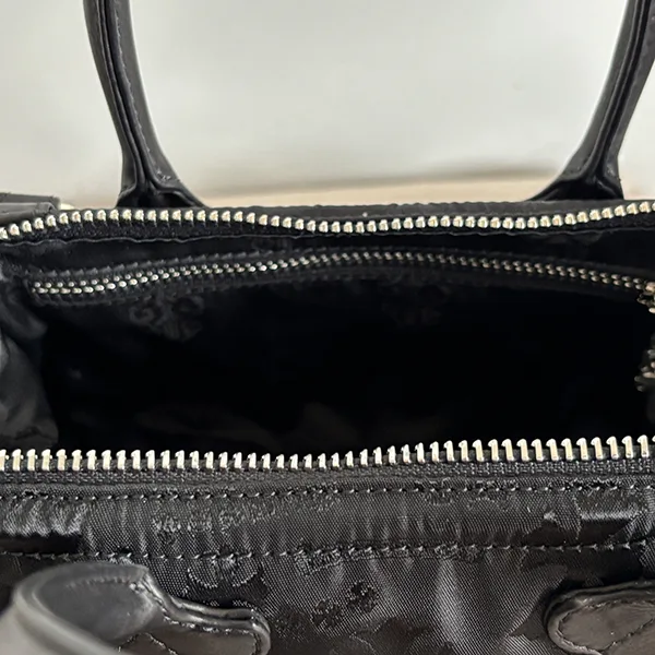 †クロムハーツ ハンドバッグ 偽物 2WAY†持つだけで格が上がる幻の逸品 ch257163