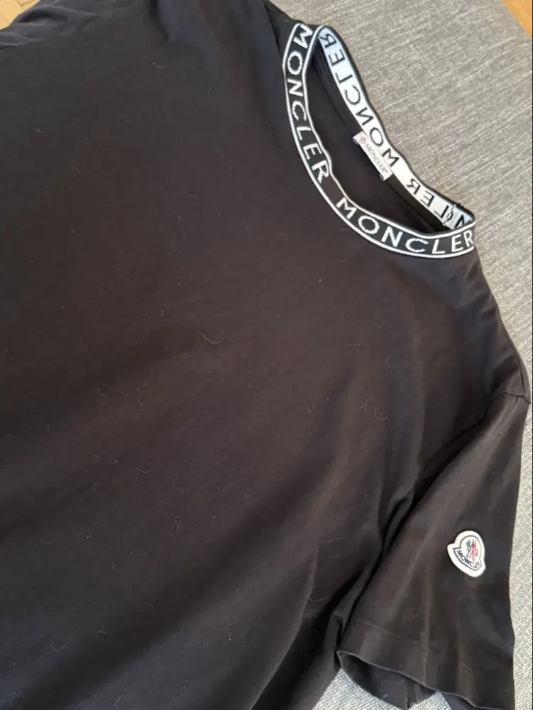 ギフト人気◆【セレブ愛用 】モンクレール ロゴ入り Tシャツ コットン 偽物 5色 8C00011829HP033