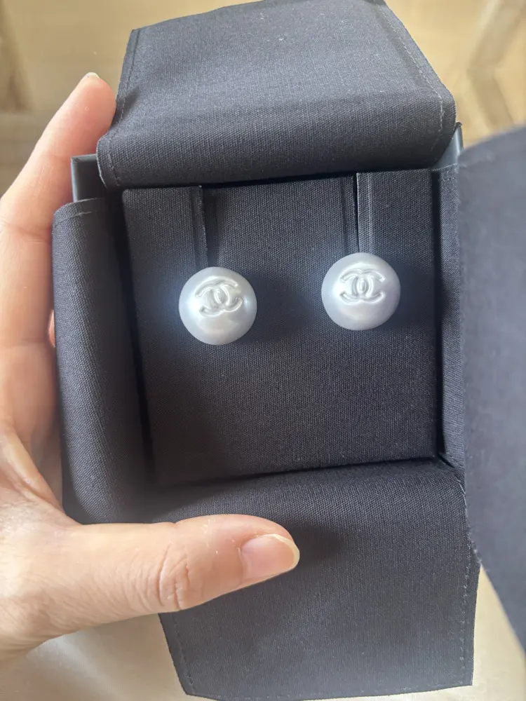シャネル ピアス 偽物 ココマーク CCマーク パール ABE983