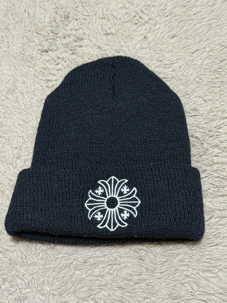 CHROME HEARTS クロムハーツ キャップ コーデ 偽物 ウールニット帽 ブラック CHクロスロゴ 2238-304-4100 帽子キャップ