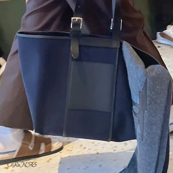 【クールな印象】エルメス BorsaEtrivierePocket 35 トートバッグ 偽物 H082768CK