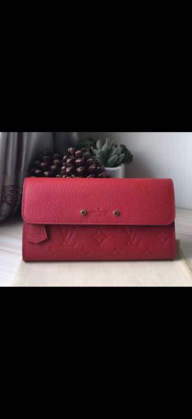 ルイヴィトンスーパーコピーN級品 ポルトフォイユ・ポンヌフ M62127